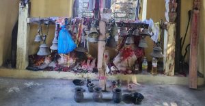 आस्था र प्रकृतिको अनुपम सङ्गम: ‘सतौँ चण्डी थान’ जहाँ हिमालले स्वागत गर्छ